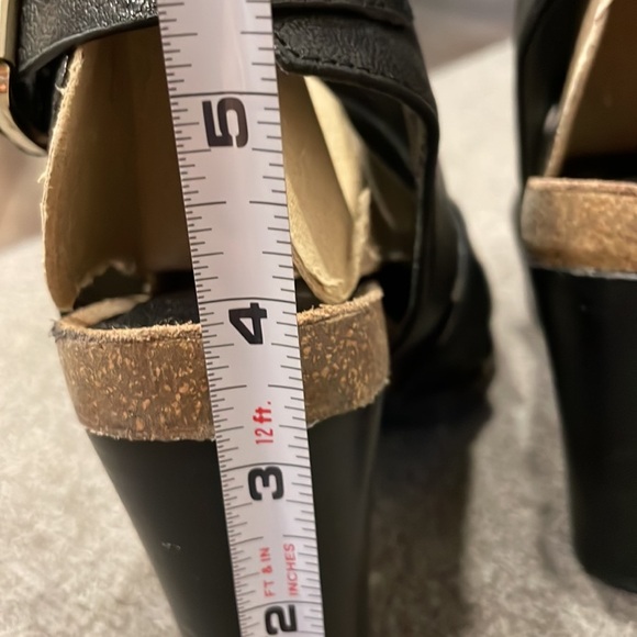 Sofft leather strappy heels - Picture 7 of 10